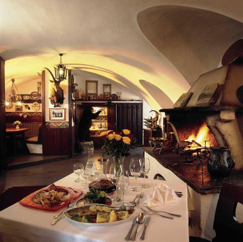 Hotel Gasthof Markterwirt Altenmarkt im Pongau Dış mekan fotoğraf