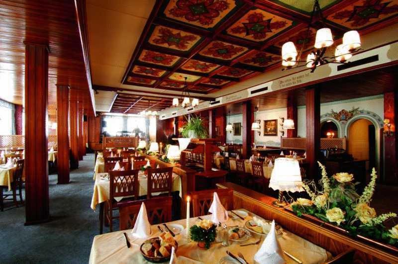 Hotel Gasthof Markterwirt Altenmarkt im Pongau Dış mekan fotoğraf